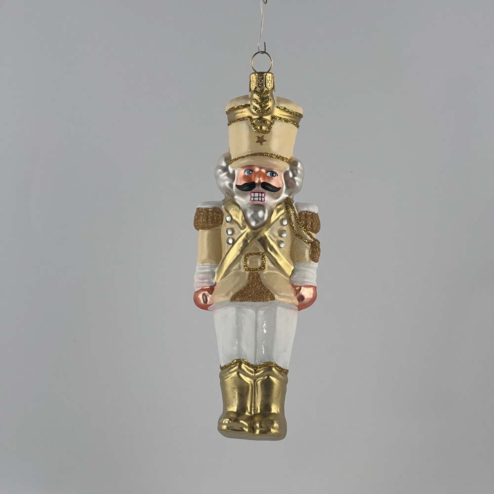 Forma "Dziadek do orzechów złoty"